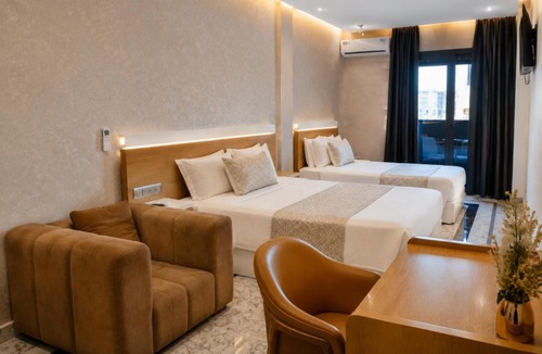 Khenifra Hotel | Aguelmam
