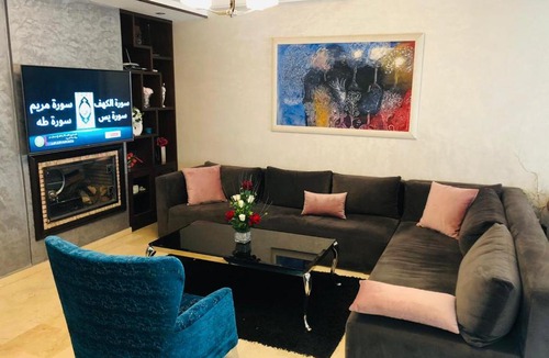 Bourgogne Apartment | AL MADIAFA N° 00001