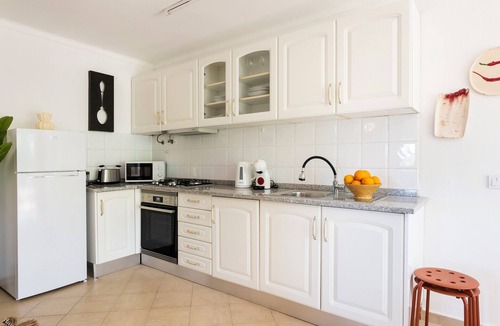 Vale de Parra Apartment | Andorinha OCV | Peaceful Retreat, Pool & Garden