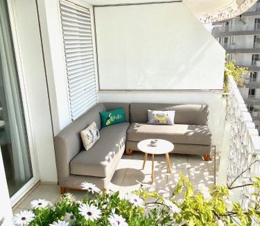 Casablanca Apartment | Anfa Finance City CFC! Magnifique Apt Tours Végétales, grande terrasse, piscine, parking