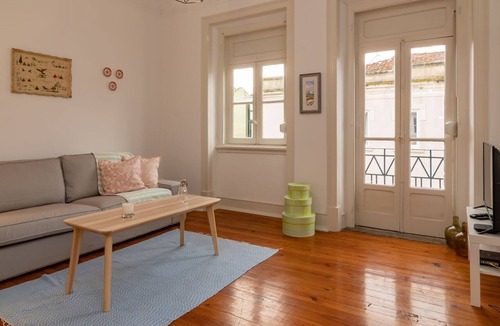 Penha de Franca Apartment | Anjos' City Escape by LovelyStay - 3