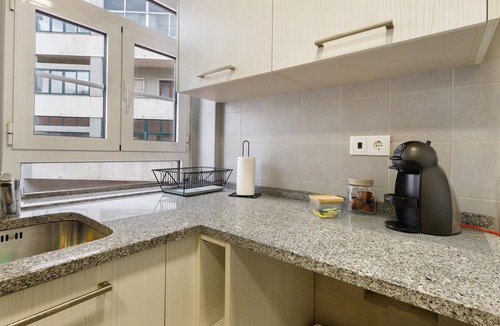 Santa Engracia Apartment | Apartment 'Beco Do Sapato' with Wi-Fi and Air Conditioning
