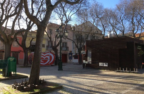 Setubal Apartment | Apartment historic center Setubal 6 people