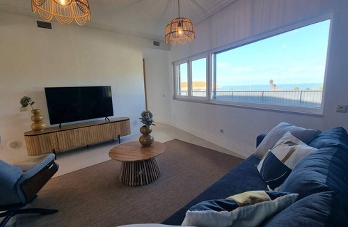 Ericeira Villa | Apartment Oceans Window