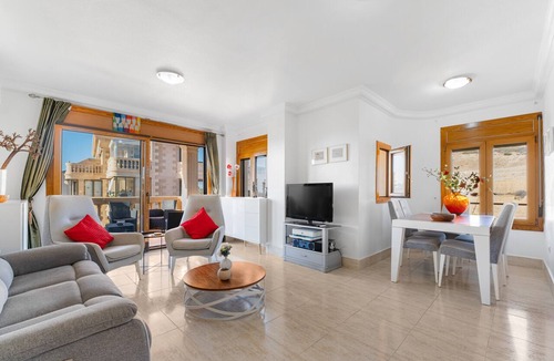 Guardamar del Segura Apartment | Apartment 'Penthouse, Sea View Guardamar' with Sea View, Wi-Fi and Air Conditioning
