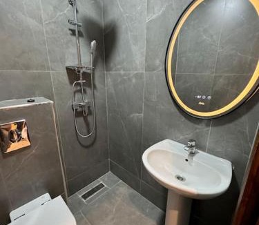 RACINE EXTENSION Apartment | Appartement à 10 min de la mer à pied