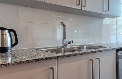 Provencals del Poblenou Apartment | Apt. Avda. Diagonal -nearby Sagrada Familia - Torre Glories. Angeles Terraza.