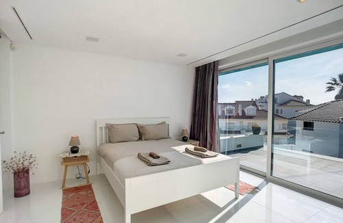 Atalaia Villa | AQUA ZEN villa: 5 mns from the beach by foot, with a private swimming pool