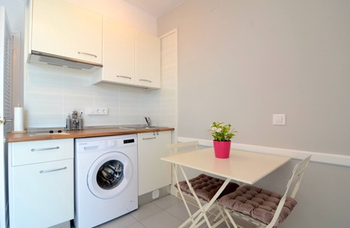 Els Griells Apartment | ARGONAVIS 132