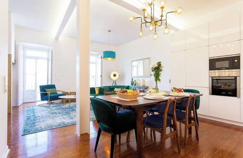 Bairro Alto Apartment | Bairro Alto 3Bdr TOP viewpoint flat! Great WI-FI!