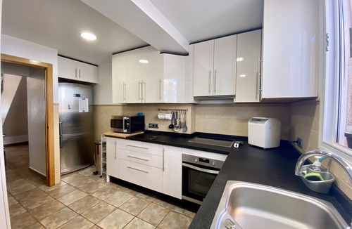 La Zenia House | Beach House sleeps 6 with 3 Terraces, Jacuzzi Hot Tub, Full Air con , WIFI