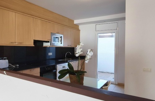 Calafat Apartment | Beautiful Family Duplex by the Sea
