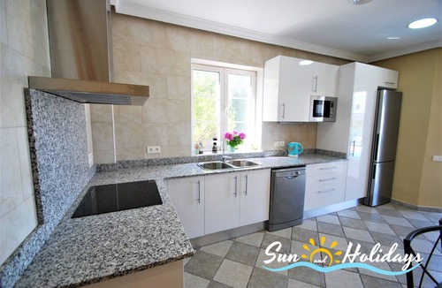 El Vendrell Villa | Beautiful luxury villa Oasis for 7 people with private pool