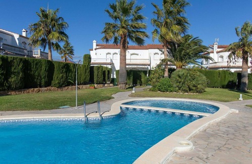 Costa del Zefir Villa | Beautiful private villa for 6 guests with A/C, pool, WIFI, TV and patio