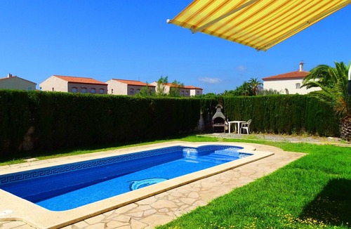 Costa del Zefir Villa | Beautiful private villa with A/C, WIFI, private pool, TV, terrace, pets allowed and panoramic view