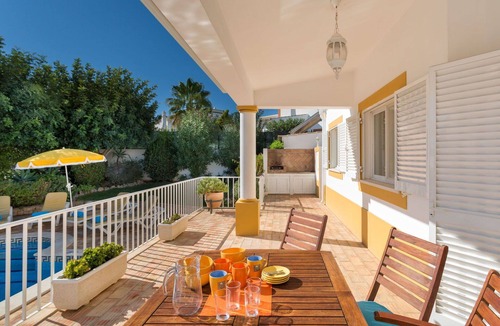 Guia Villa | Beautiful private villa for 6 people with A/C, private pool, WIFI, TV and terrace