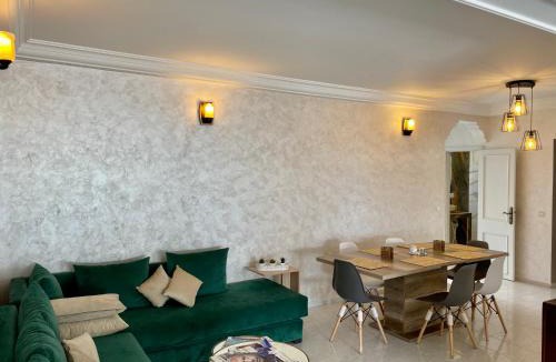 Bourgogne Apartment | Bel appartement avec une belle vue sur la grande mosquée Hassan II et la mer