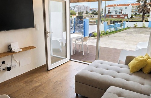 Praia de Santa Cruz House | Blue Beach House Santa Cruz - Charm 5 minutes from the beach