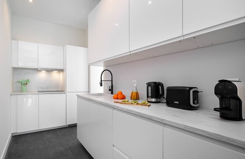 Santos House | Brand new luxury apartment riverside