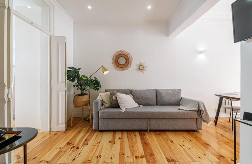 Alcantara Apartment | Bright & Stylish Apartment in LX Factory