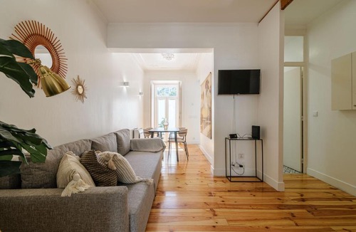 Alcantara Apartment | Bright & Stylish Apartment in LX Factory