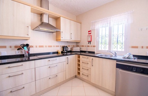 Lagoa e Carvoeiro Villa | Casa Alegria · This villa is perfect for a family