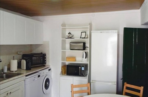 Evoramonte House | Casa das Correias - One Bedroom House, Sleeps 4