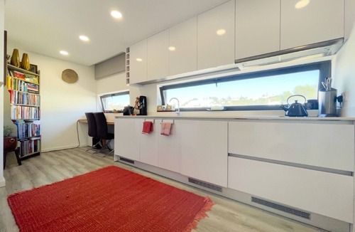 Salema Apartment | Casa Dourada - Golden Beach Apartment with stunning ocean views. Pets accepted.