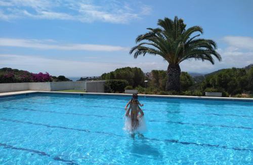 Canyelles House | Casa Morisca