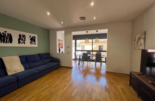 Sant Feliu de Llobregat House | CASA NEUS, Casa única cerca de Barcelona