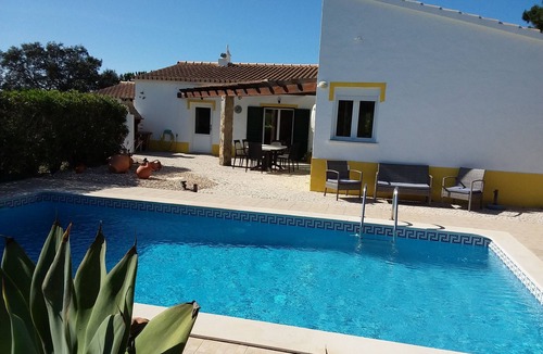 Aljezur Villa | Casa Rhonda, secluded villa, private pool, table tennis, bicycles