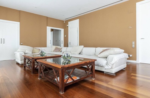 Sant Francesc Apartment | Casa Sorolla in the very heart of the city