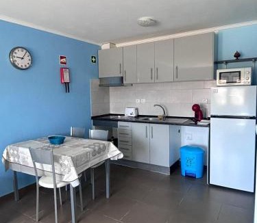 Cavaleiro Apartment | cavaleiro guest house 800 meters from the sea