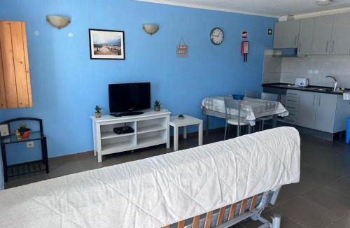 Cavaleiro Apartment | cavaleiro guest house 800 meters from the sea