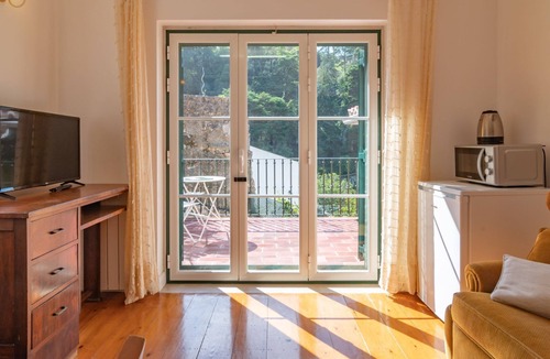 Sintra Apartment | Cazal da Saúde Suite W/Pool by LovelyStay