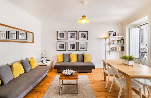 Encarnacao Apartment | Central Bairro Alto 3E by Central Hill