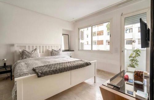 Racine Apartment | Central, cosy, confortable - Bleue Résidence