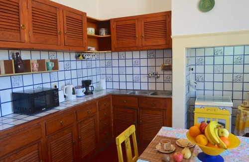 Santa Iria da Ribeira de Santarem Ski Chalet | Chalet Santa Iria - Charming House 2 rooms with river view