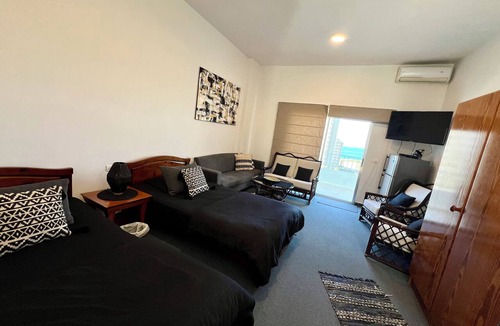 Wata Slam Apartment | Chalet studio Tabarja Sea/Ocean &Mountain View peaceful by the Mediterranean Sea