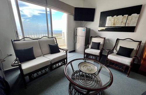 Wata Slam Apartment | Chalet studio Tabarja Sea/Ocean &Mountain View peaceful by the Mediterranean Sea