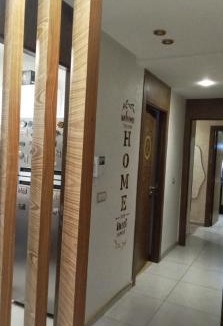 Sale House | Chambre climatisée proche aéroport avec salle de bain privée & balcon