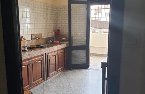Casablanca City Center Apartment | Chambre mignonne avec petite terrasse