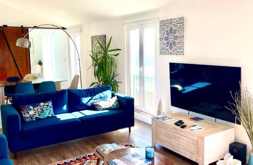 Chiado Apartment | Chiado River View Deluxe Apartment