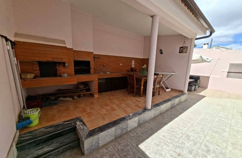 Corroios House | Constança House 10 min. from Fonte da Telha