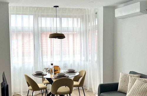 Amadora Apartment | Contemporary Living Amadora