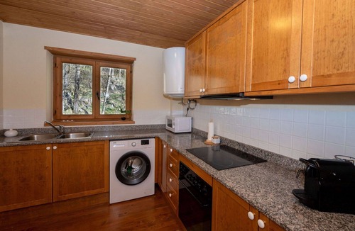 Taull Apartment | Cosy apartment for 6 people with WIFI, TV and balcony