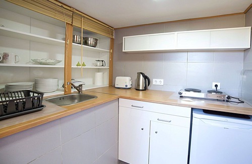 La Empedrola House | Cosy apartment in villa for 6 guests with pool, WIFI, TV and terrace