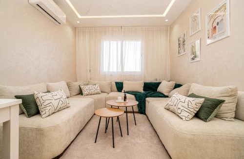 Gueznaia Apartment | COZY STAY - 5min Airport - IPTV - NETFLIX - AC
