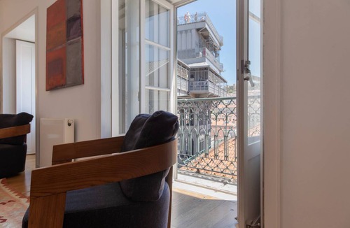 Encarnacao Apartment | Downtown Apartment Santa Justa