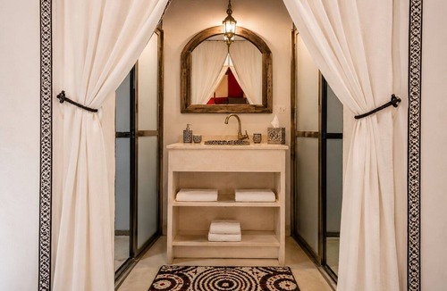 Rissani Bed & Breakfast | Elegance Luxury Camp